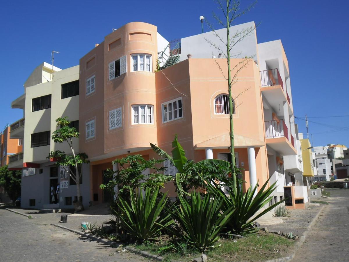 Laginha Beach Guest House Mindelo Eksteriør billede